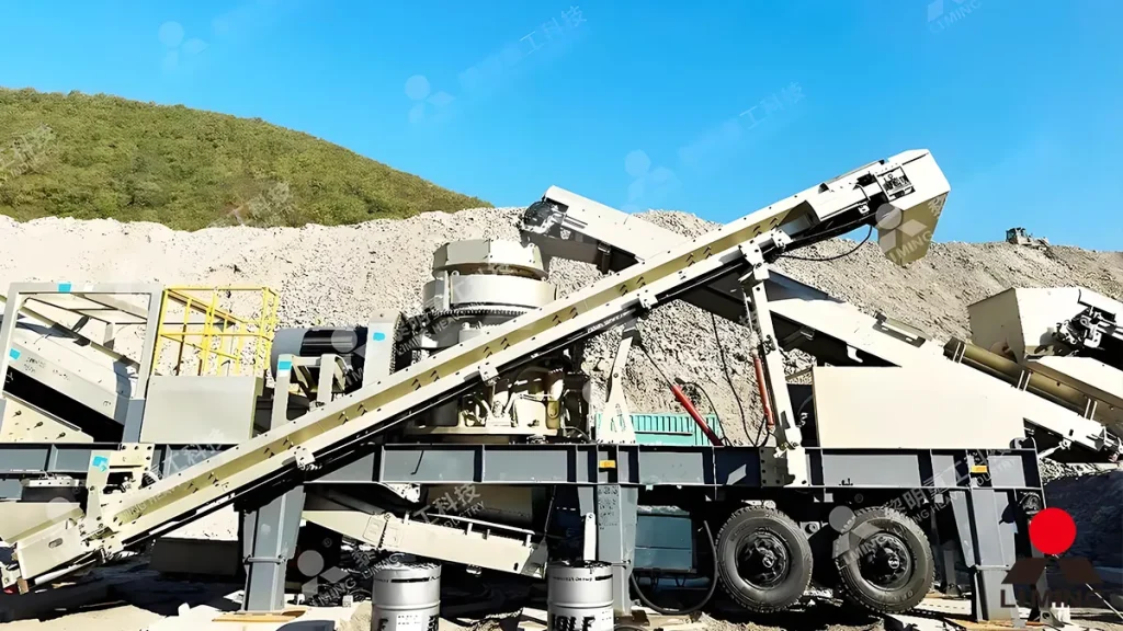 An NK300H portable cone crusher operating in a closed circuit with an onboard SKX vibrating screen, returning oversized aggregate for re-crushing.